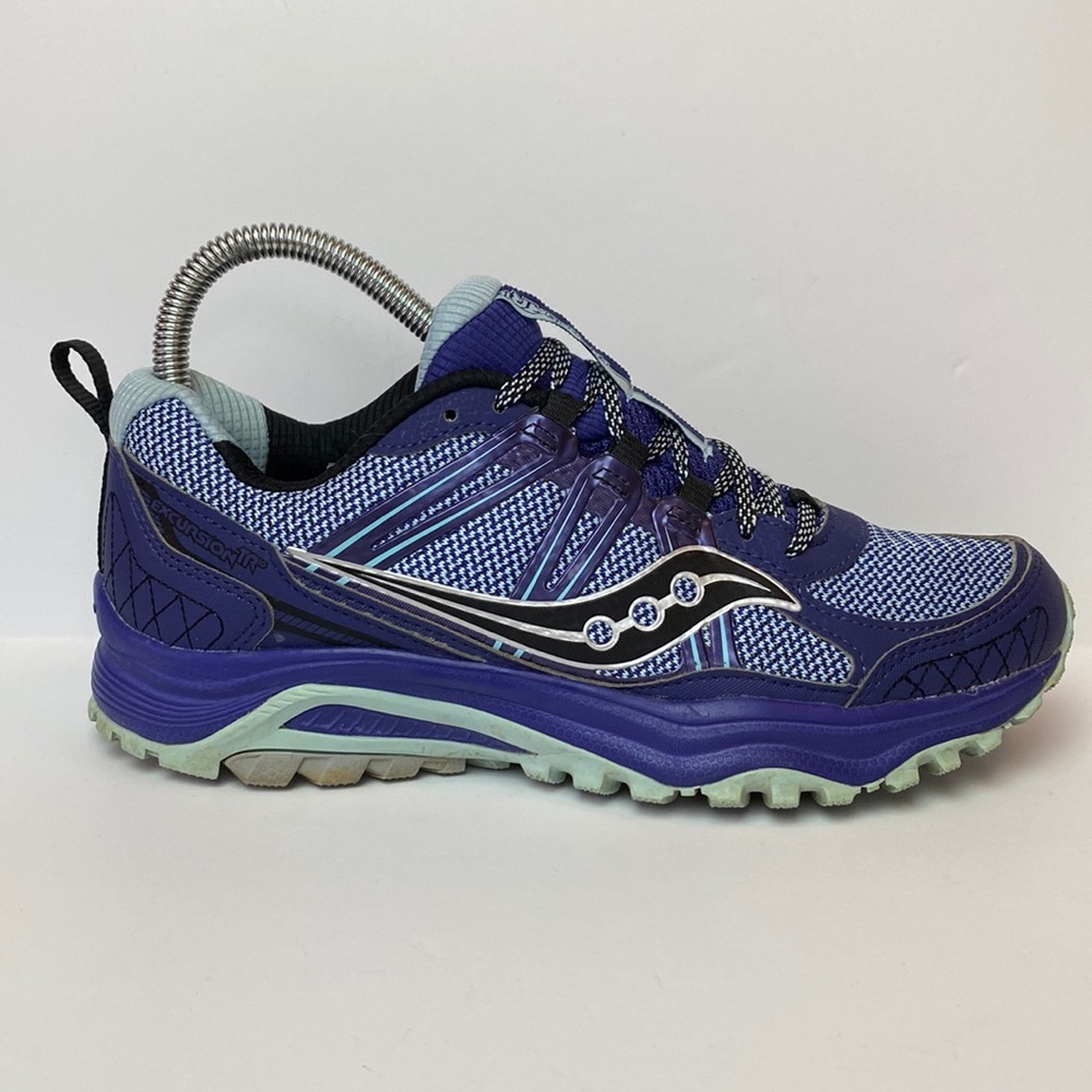 Womens Saucony Excursion 10 - S15301-18 - Size 7 (Kids 5.5)